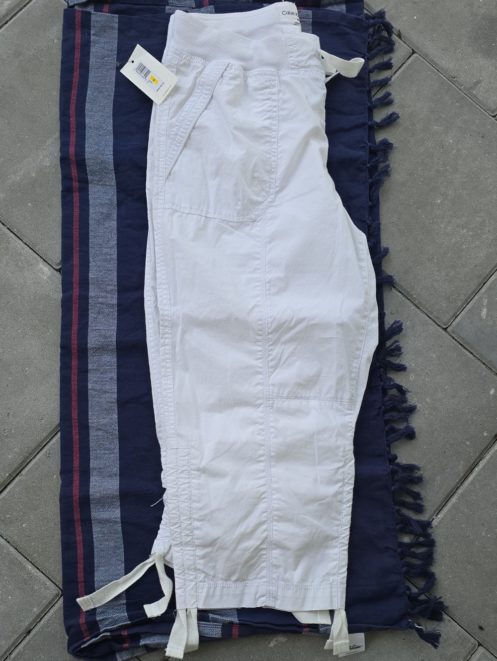 Calvin Klein White Drawstring Capri Cargo Pants